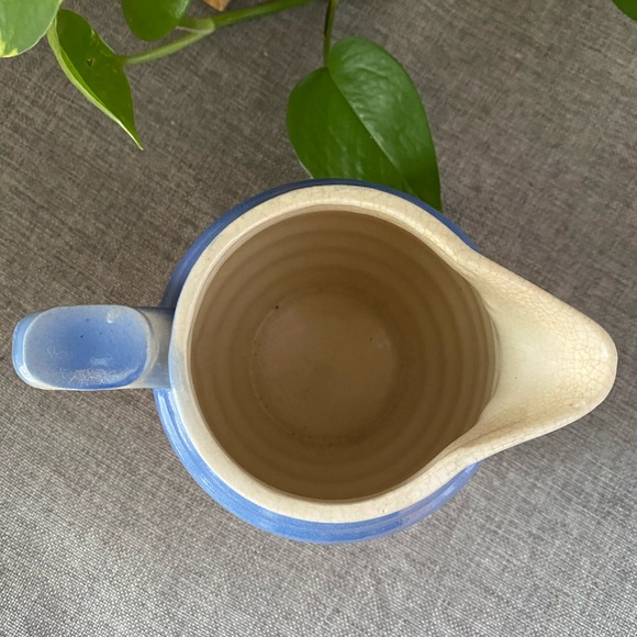 Vintage Japan Beehive Pitcher - Picture 5 of 10